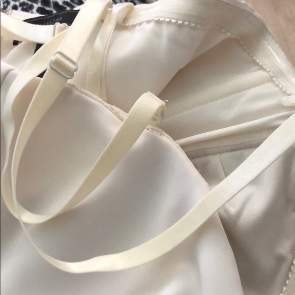 BCBG MAXAZRIA STRAPLESS IVORY PLEATED DRESS - Picture 7 of 8